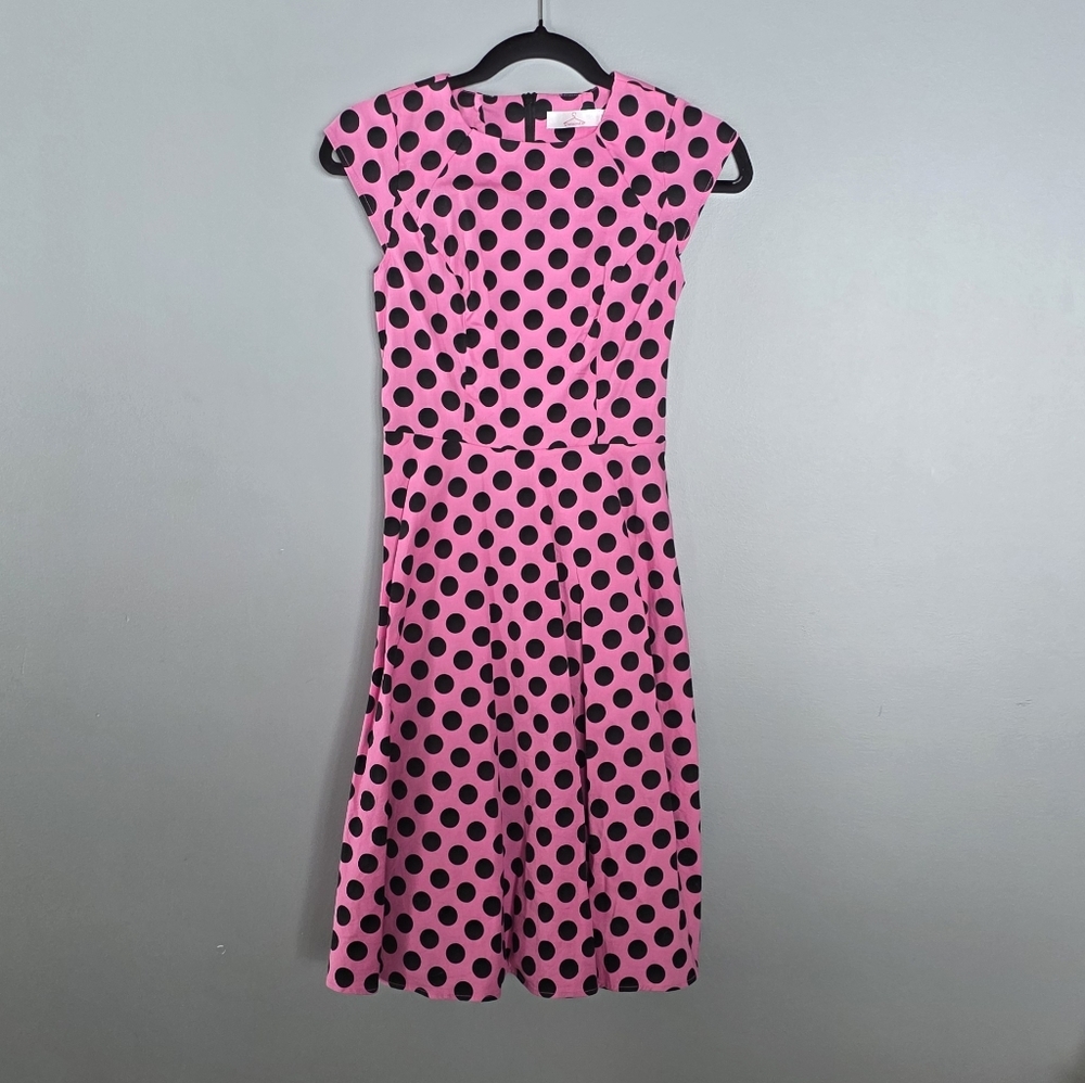 Chic Pink Polka Dot Midi Dress